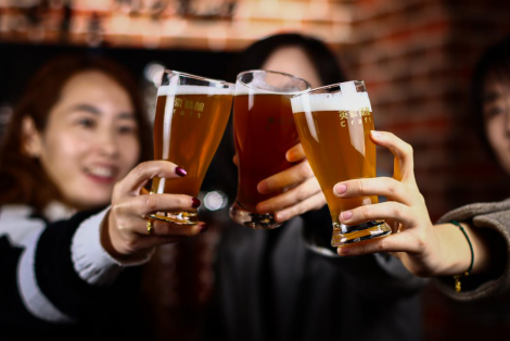 總有一個小酒館，藏得下你的江湖