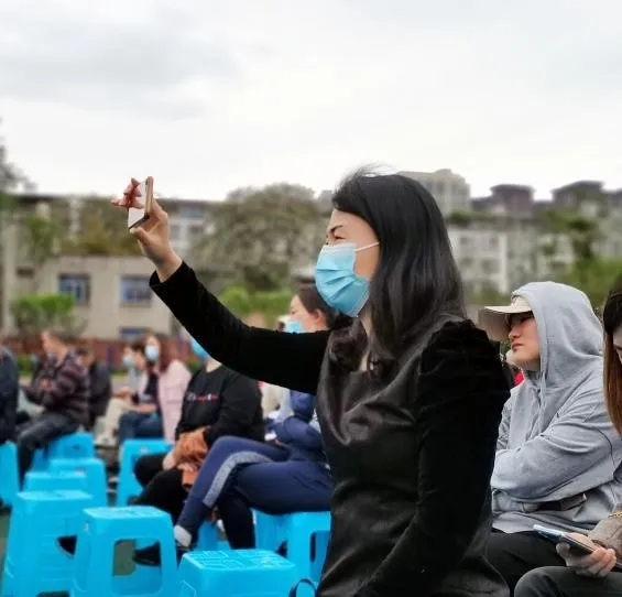 成都高新区中和小学丨家校共育课堂让孩子对未来充满希望