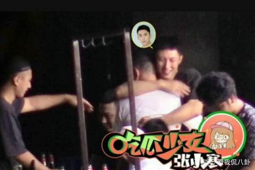 黄景瑜喝酒对瓶吹，三瓶就被喝趴下了，睡醒后全网帮忙回忆