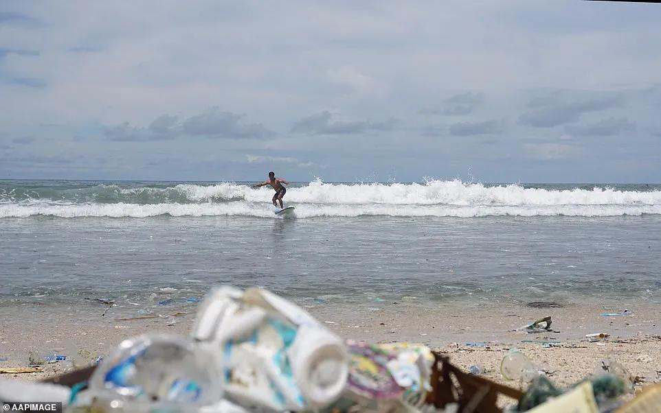 巴厘岛废了？游客骤减，垃圾成山。曾经的度假天堂发生了什么？