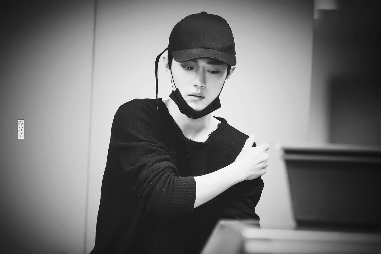 何炅这个明星不好当：说错话被指“双标”，道