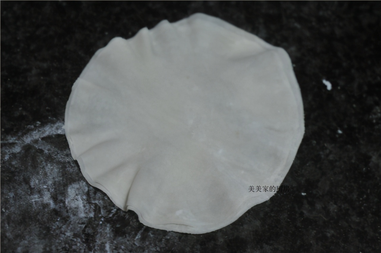 做烧卖时，只懂炒糯米饭可不行，多加1样食材，起沙味香浓
