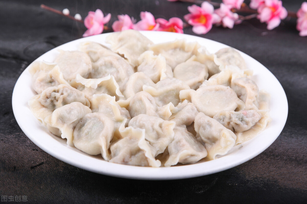 自制饺子，不要直接放冰箱，教你正确的保存方法，久放也不坏