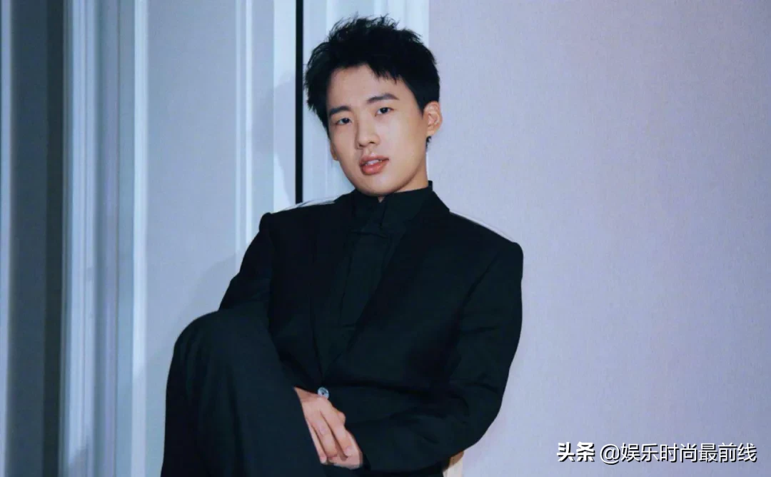 郭麒麟暂时不恋爱?鞠婧祎为什么负面新闻多?杨超越营销演技?