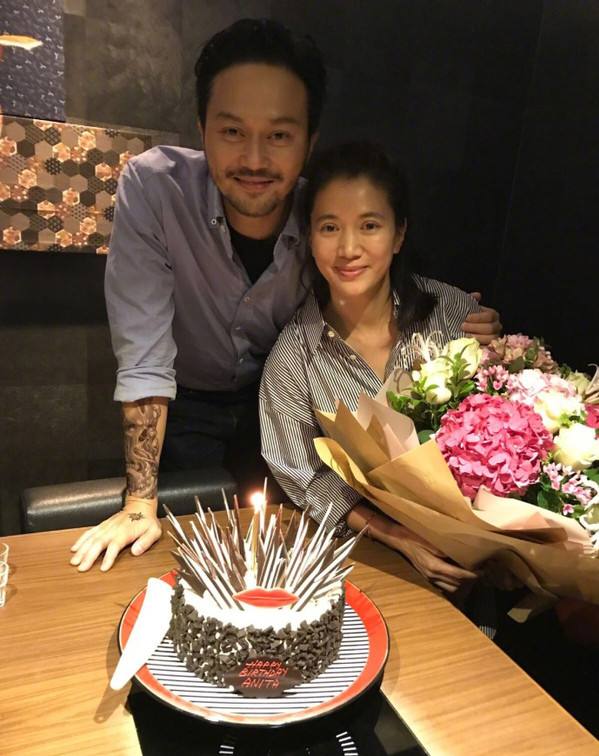 羡慕！张智霖夫妇近亿豪宅曝光，户外环境如仙境，网友：神仙生活