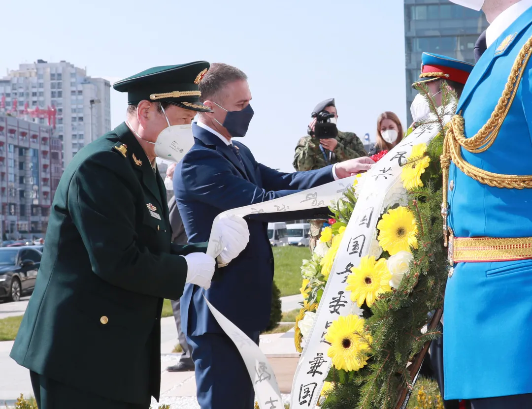 面对美国猛烈攻势，中国转入进攻模式，旋风外交引起美国强烈反应