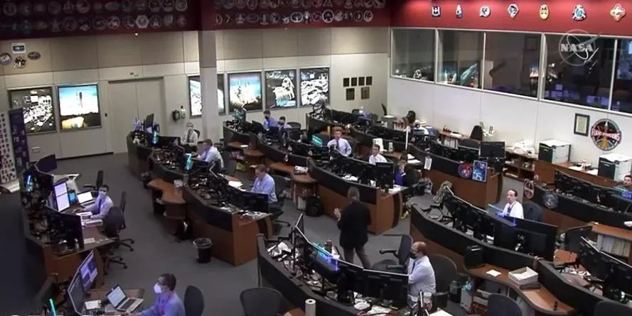 ���ʿռ�վ��̬ʧ�أ�����540�ȣ�����̨����Կ�������ŤתǬ��