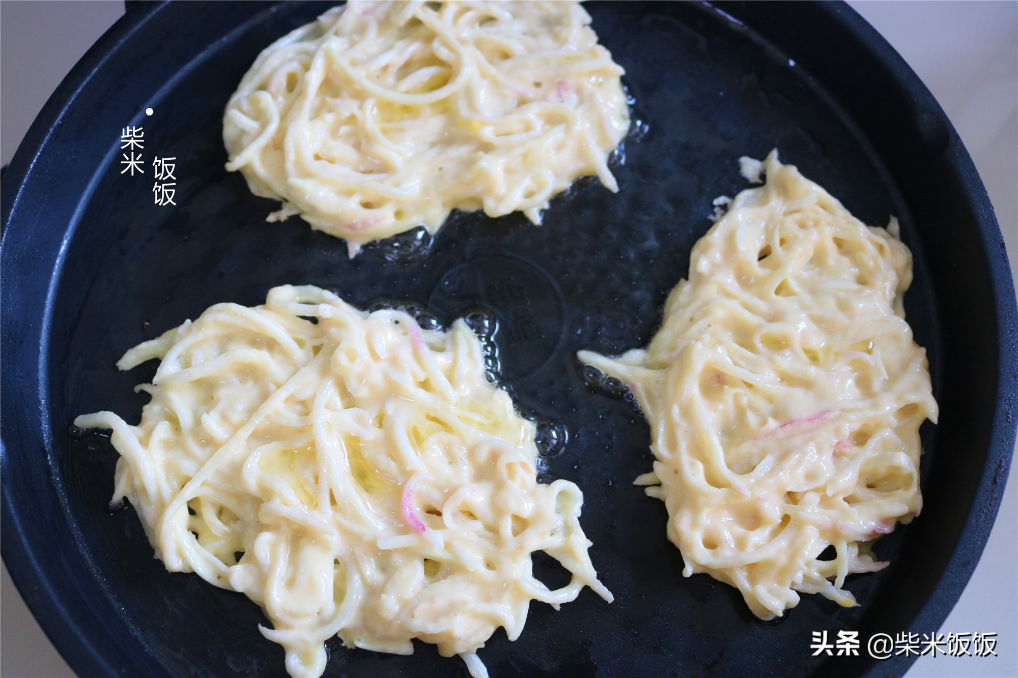 學會懶人蘿蔔絲餅，20斤蘿蔔不夠吃，不發麵不揉麵，好做好吃