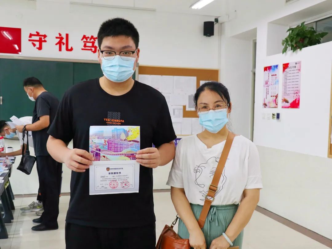 你好，新同学！潍坊恒德实验学校喜迎2021级新生报到