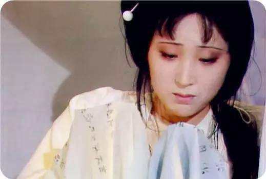 黛玉焚稿真是亵渎了宝黛真挚爱情，简直就是一