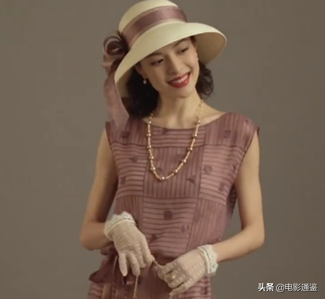 《1921》海报，以为殷桃宋轶够美，却被刘诗诗赵