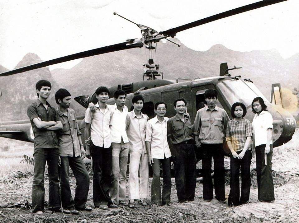 1981�꣬Խ�Ͽվ���ξ�ݻ�Ͷ���й�������1СʱԽ���ŷ���