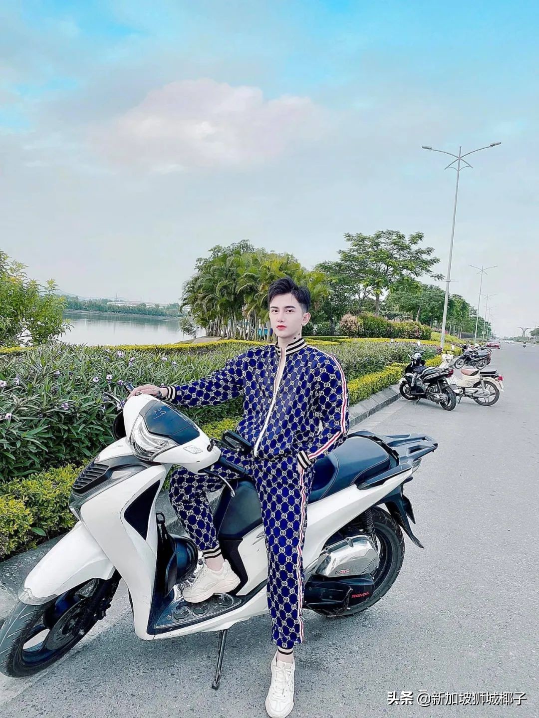 9次整容后，越南小伙“换头”成百万粉丝的网红！值得吗？