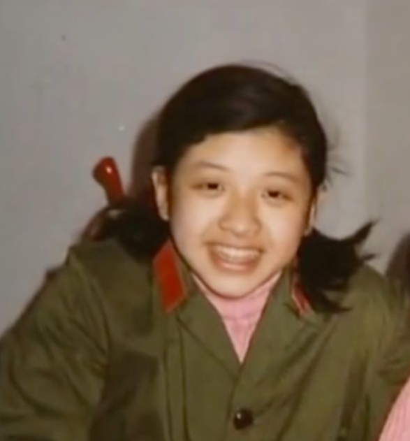 韩红：幼年丧父母亲改嫁，与王菲爱上同一男人，如今穷到令人钦佩