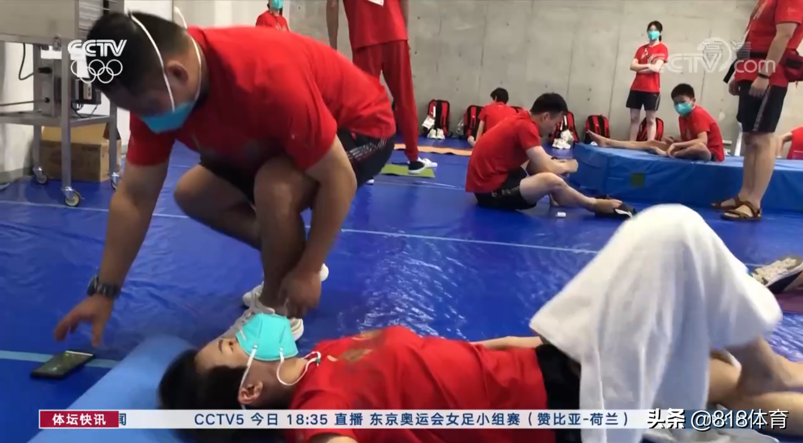 杏哥!全红婵短发被很多观众认成男孩,记者:你乐意吗?红姐微笑摇头