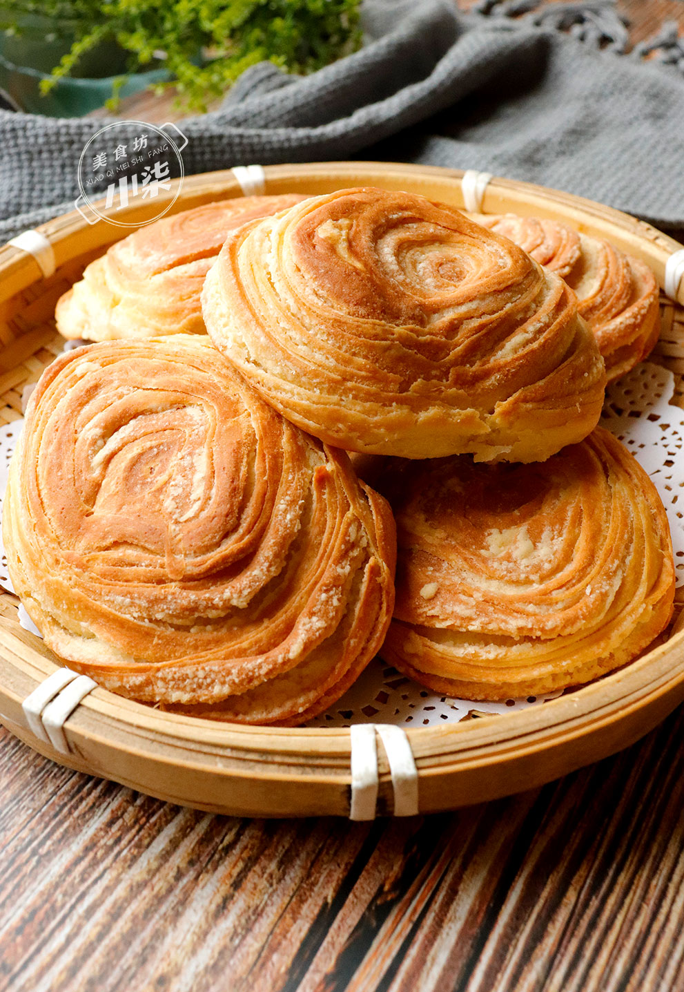 這個燒餅太香了，無技巧無難度，一切一擀層次多，香酥不膩特好吃