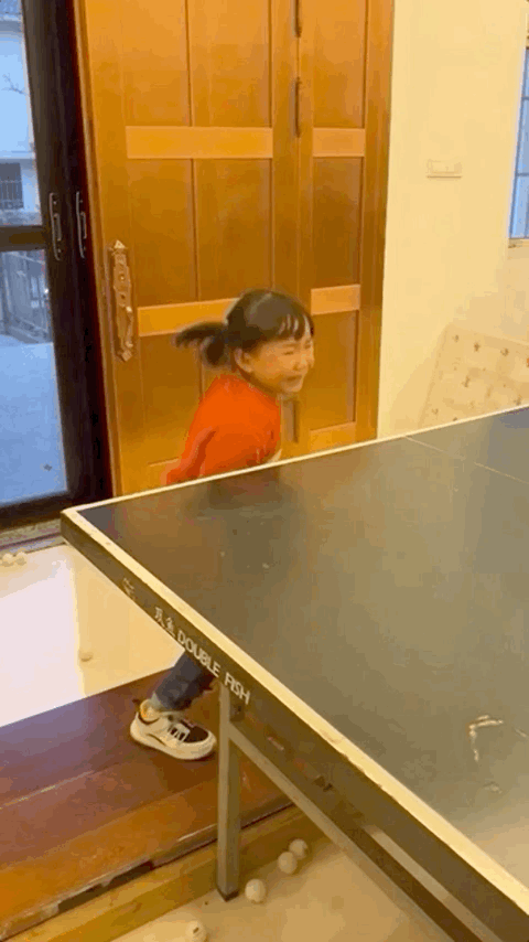 乒乒乓乓！幼儿园“小魔王”申请出战