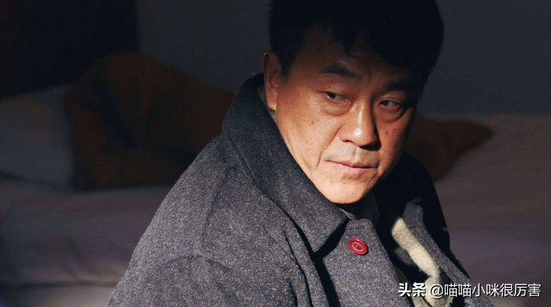 北京人艺：巍子为钱离开，王姬无戏可演出走，