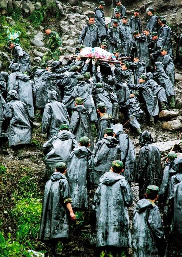 Wu Jing: The soldiers who rescued in Wenchuan had dirty faces and messy ...