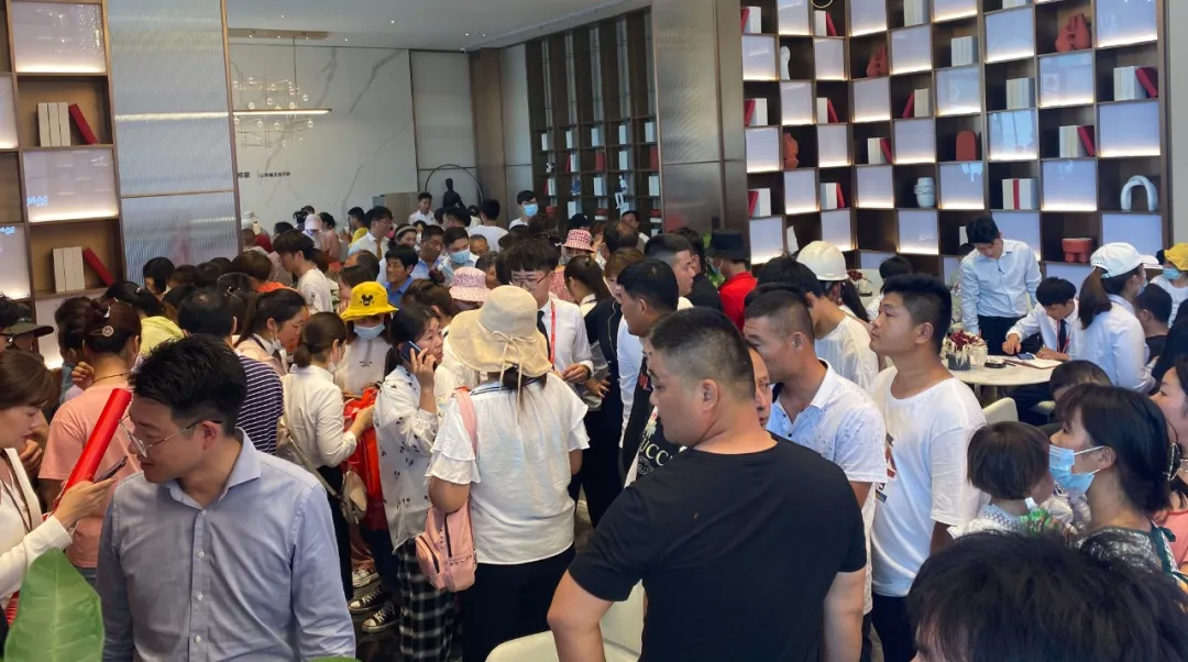 龙记泰信品牌价值81亿人民币，荣膺中指院品牌价值TOP36强