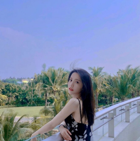 《创3》王艺瑾从130斤变成现在这样，她的减肥方