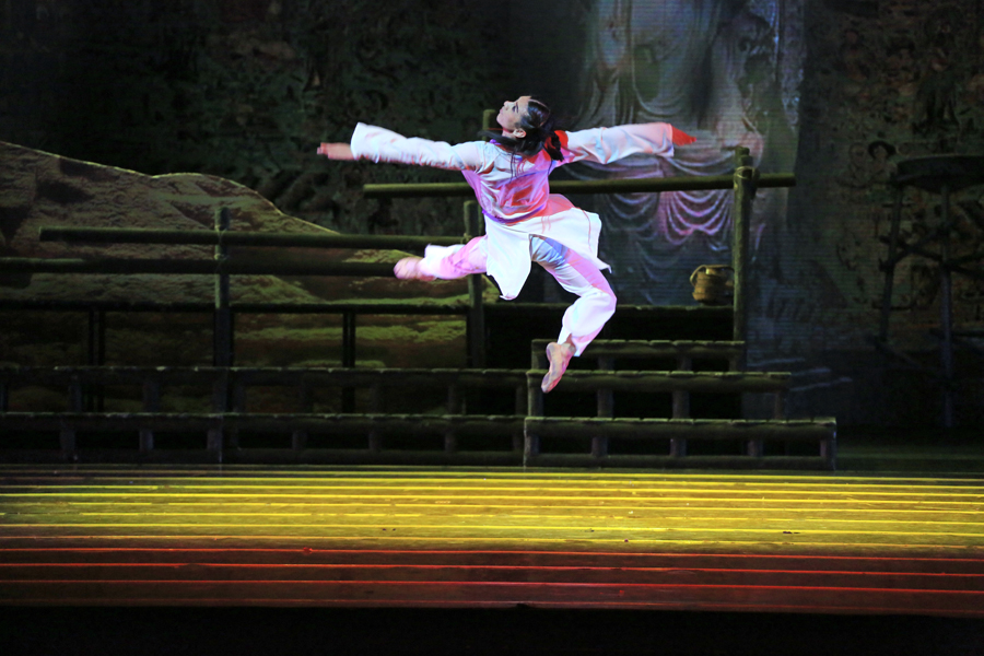經(jīng)典舞劇《大夢(mèng)敦煌》蘭州駐場(chǎng)惠民演出