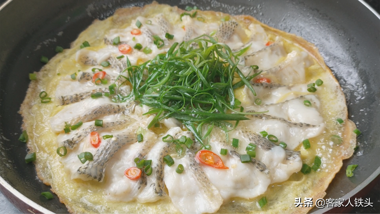 一條鱸魚3個蛋，不蒸不煮教你新吃法，香嫩好吃，孩子都主動添飯