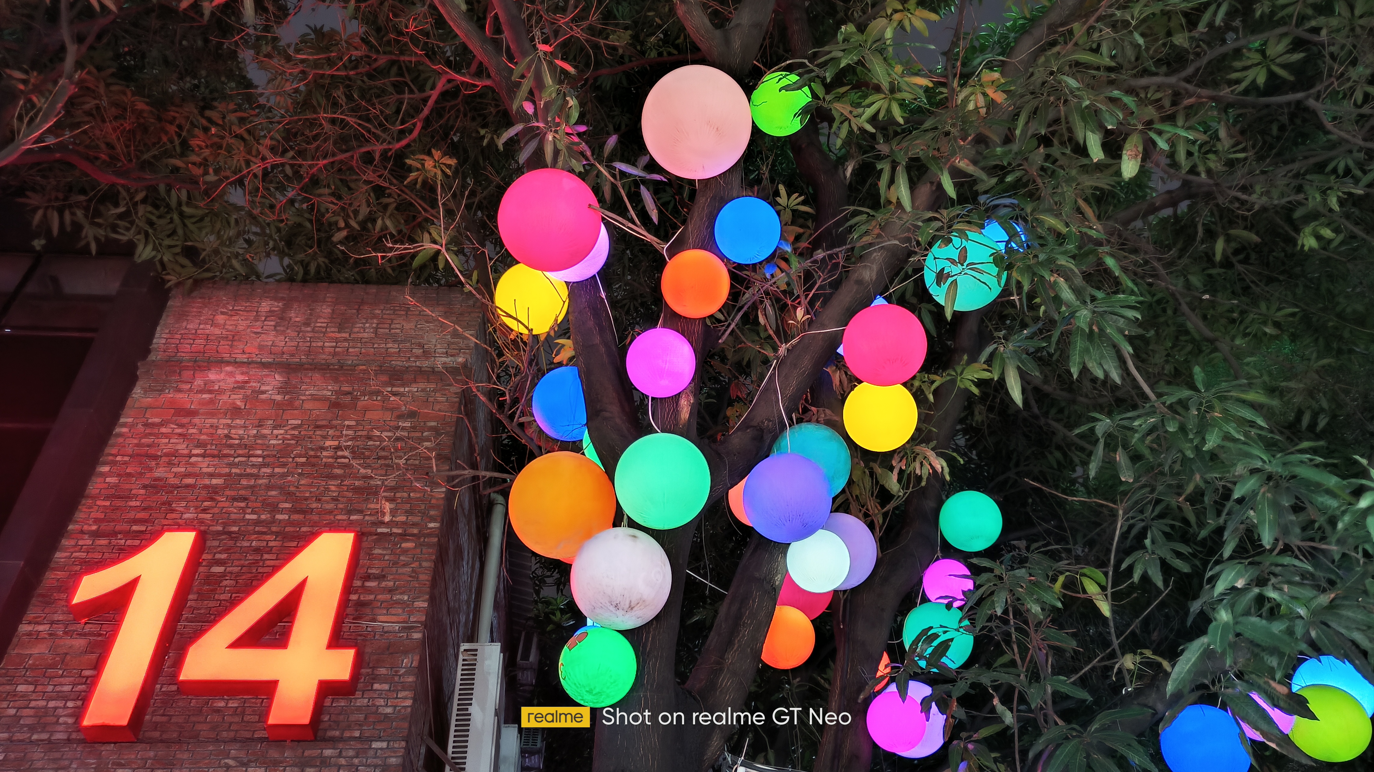 realme GT Neo手机真实评测，锁定2021年2000元手机最优性价比选项