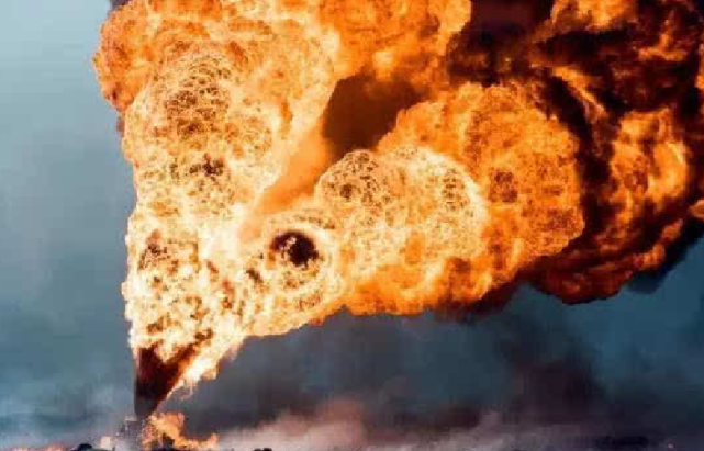 油田上空烈焰滔天，三年惨失7500万美元，苏联专