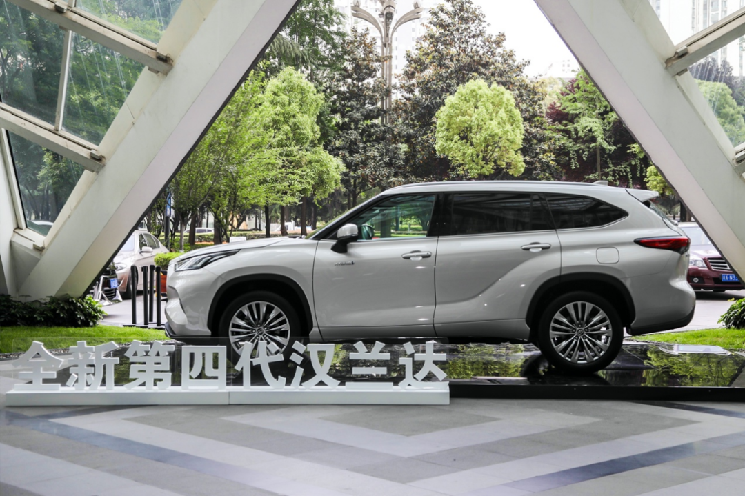预售价28万元起，全新汉兰达飘了？