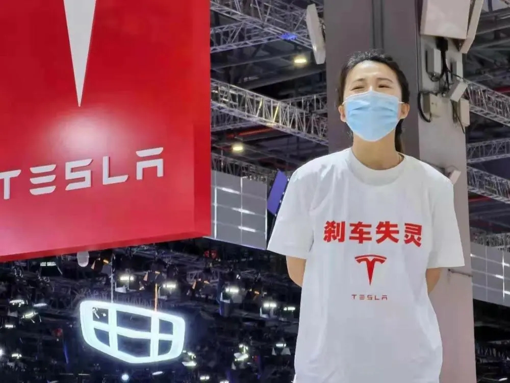 七成买主是女性，特斯拉得罪不起"败家娘们"
