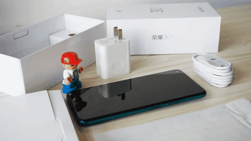 荣耀30S上手体验之工程师奇遇记，你没见过的全新生活化测评