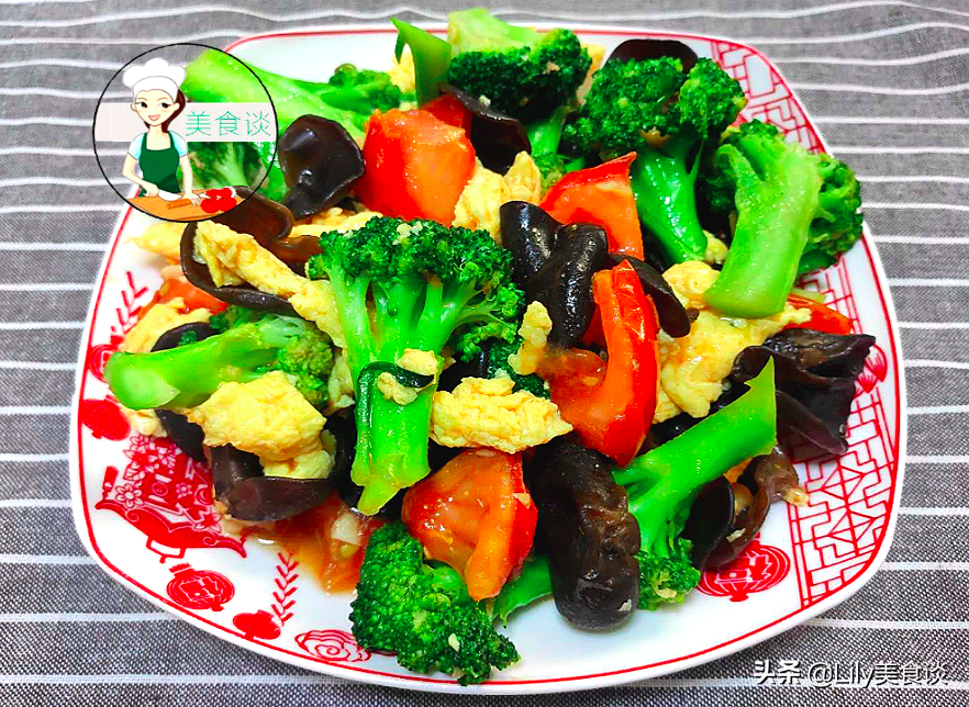 西兰花和此是绝配，不放肉也很香，隔三差五给孩子做，每回都光盘