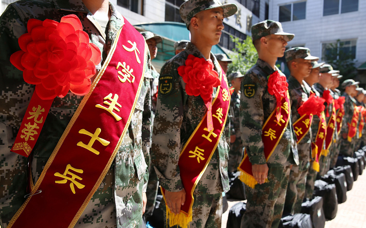2021年春季征兵正在进行中，选什么“军兵种”更容易留部队？