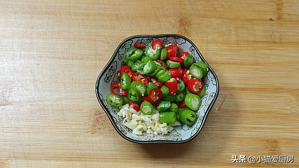 图片[6]-教你制作过年菜芋头肉丸子 做出来口感筋道酸辣开胃 好吃又好看-起舞食谱网