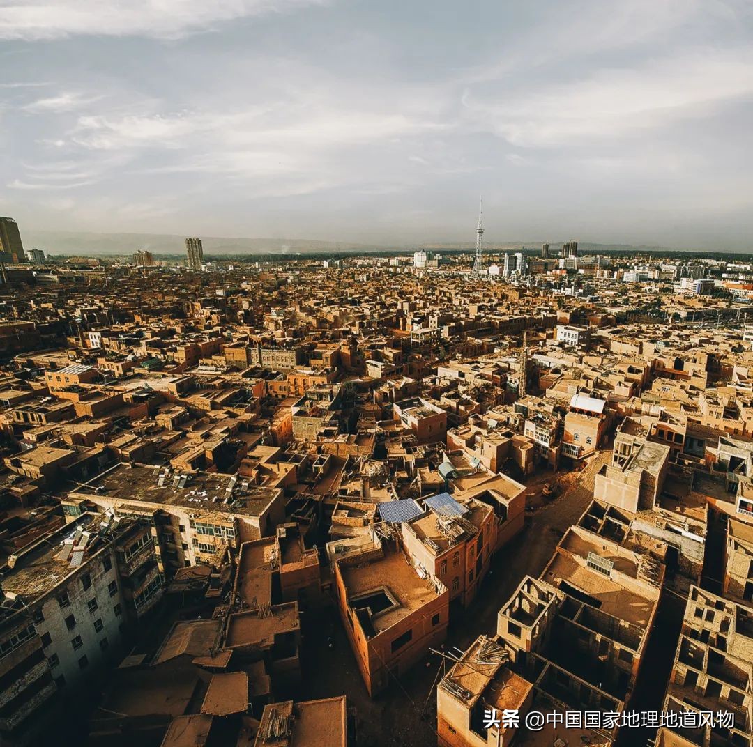 Why do you say "you have not been to Xinjiang if you have not been to Kashgar"?