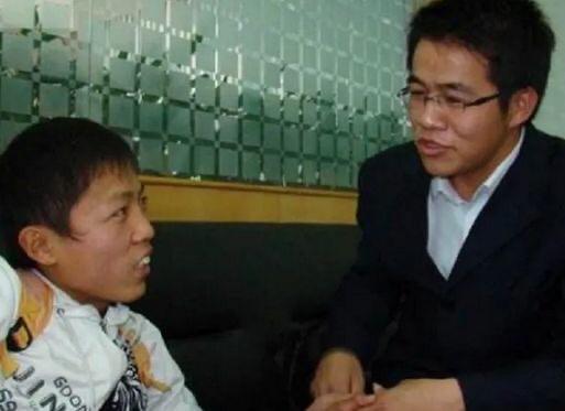 08年感动全国的“义丐”，不惜拿出183元全部积蓄