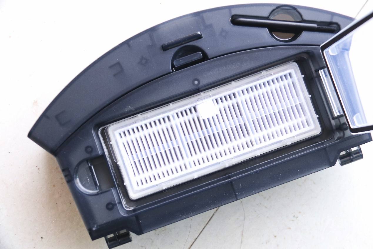 这个假期有规划：自动集尘更方便，由利V980 PLUS体验