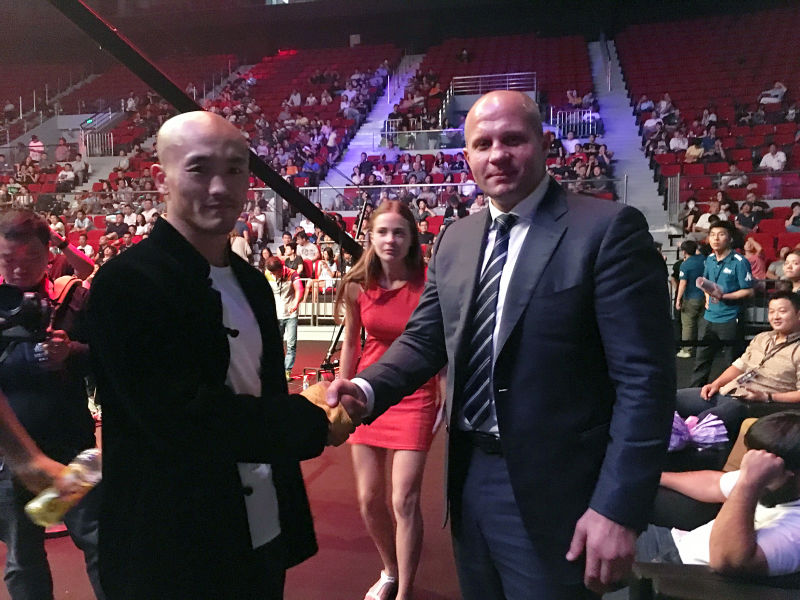 史上最强mma拳手小鹰仅第六,骨头第二蜘蛛第三,嘴炮排名17