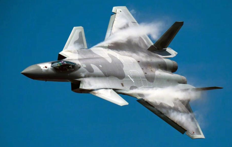 美空军加紧准备三战，想打赢大国空中冲突，给中俄敲响了警钟