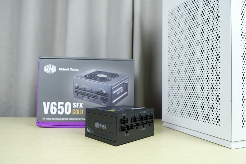 清新、轻巧、实用：爱国者 S1 白色 ITX小机箱 上手实录