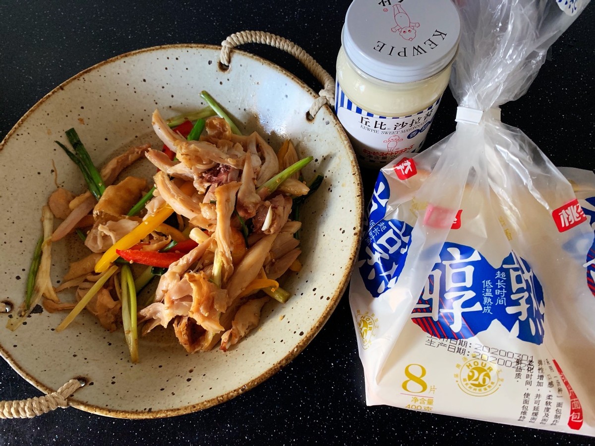 自制鸡肉三明治，简单快手，适合上班族，早餐的好选择