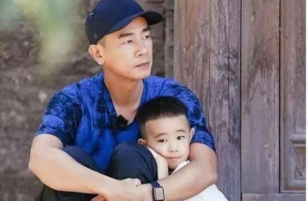 陈小春粗暴的教育方式却养出暖男儿子，表达爱有多重要？