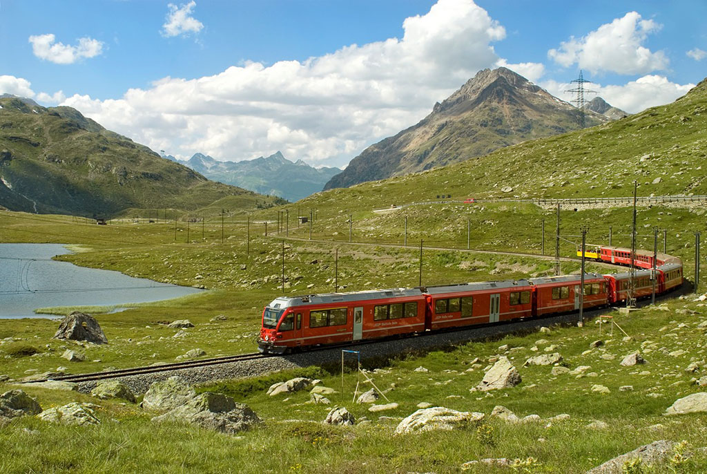 全球最难打的三个国家，两个已被降服，最后一