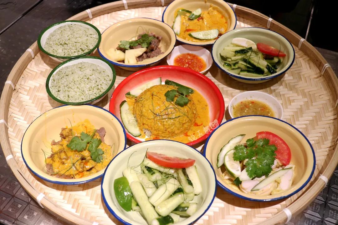 厦门人气爆棚的泰式简餐，好吃快捷超高性价比，最喜欢刷菜单了
