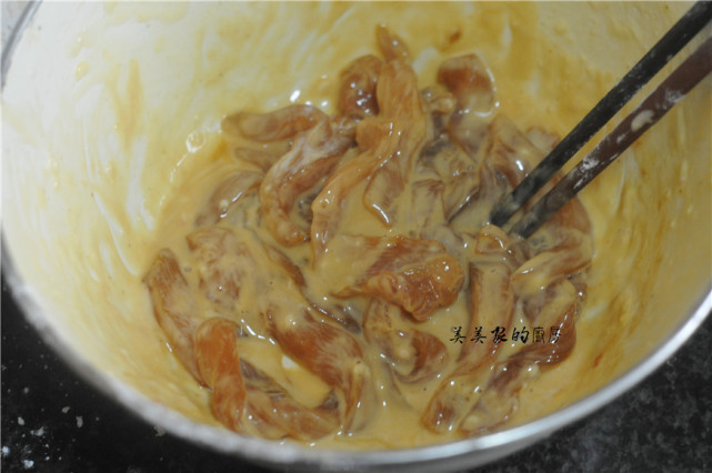 自製墨西哥雞肉捲，5分鐘就上桌，不用揉麵真省事，孩子的最愛