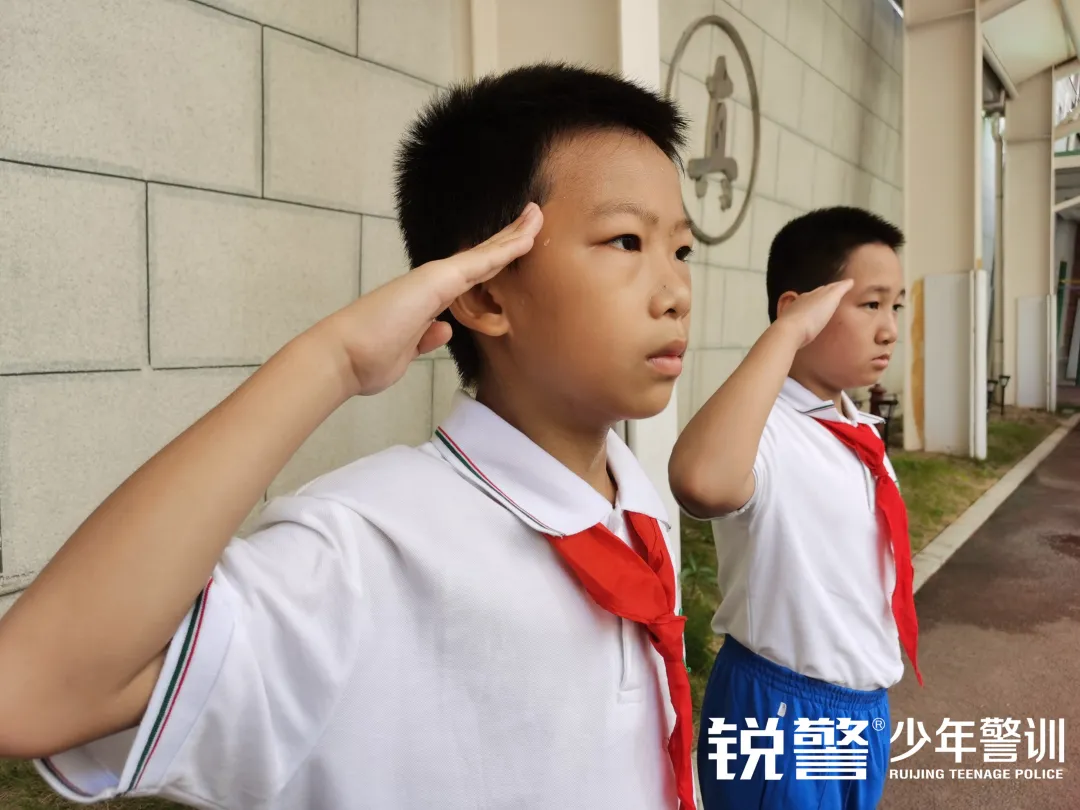 锐警少年警训：勇往直前，开启广州培道实验学校新篇章