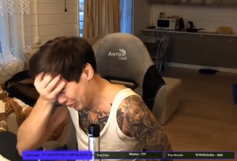 丧心病狂！俄网红直播活活冻死怀孕女友，观众却在叫好打赏？