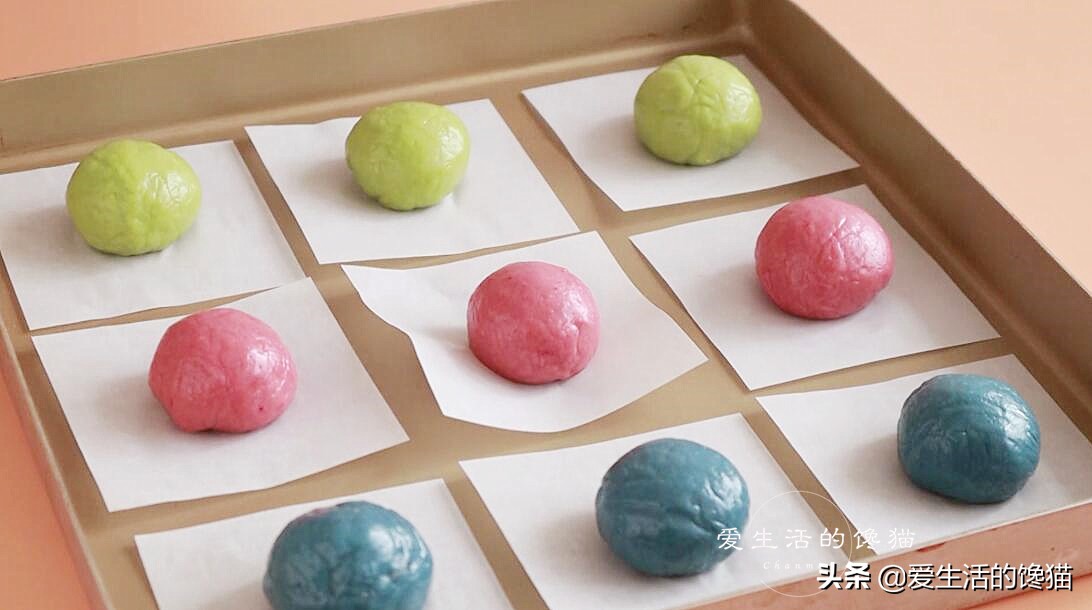 靠譜的麻薯包配方來了，揉一揉，烤一烤，個個空心圓溜溜