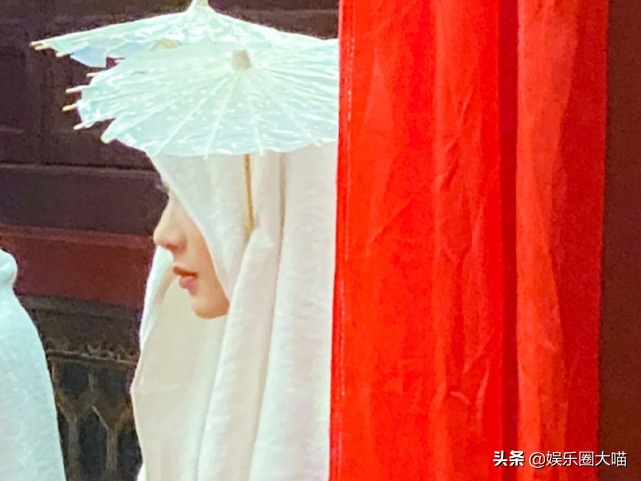 分手三年后，楊紫還是大家熟悉模樣，秦俊杰卻模樣大變讓人認(rèn)不出
